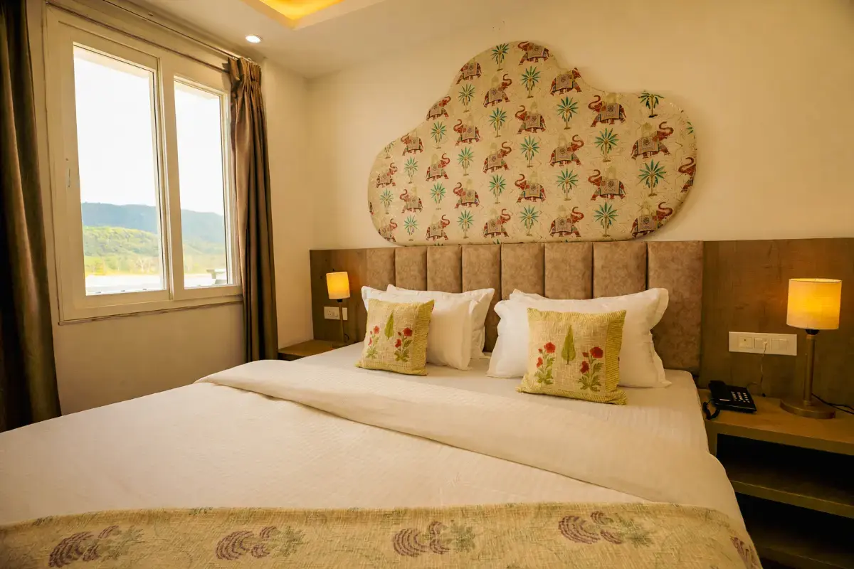 The Neeraj Ganga Paradise - Best Hotel with Ganga View Rooms in Rishikesh