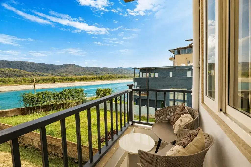 Best Riverside Hotel in Rishikesh With Ganga View 3 The Neeraj Ganga Paradise Hotel in Rishikesh near Ganga