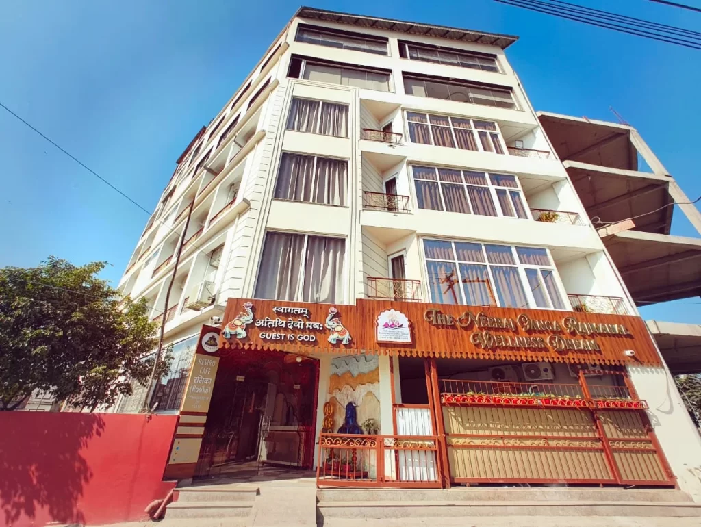 10 Hotels in Rishikesh With the Best Ganga View Rooms in 2026 6 Rajmahal